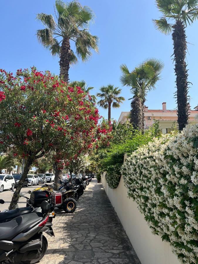 Bella Alba Apartment On The Beach Alba Adriatica Exterior foto